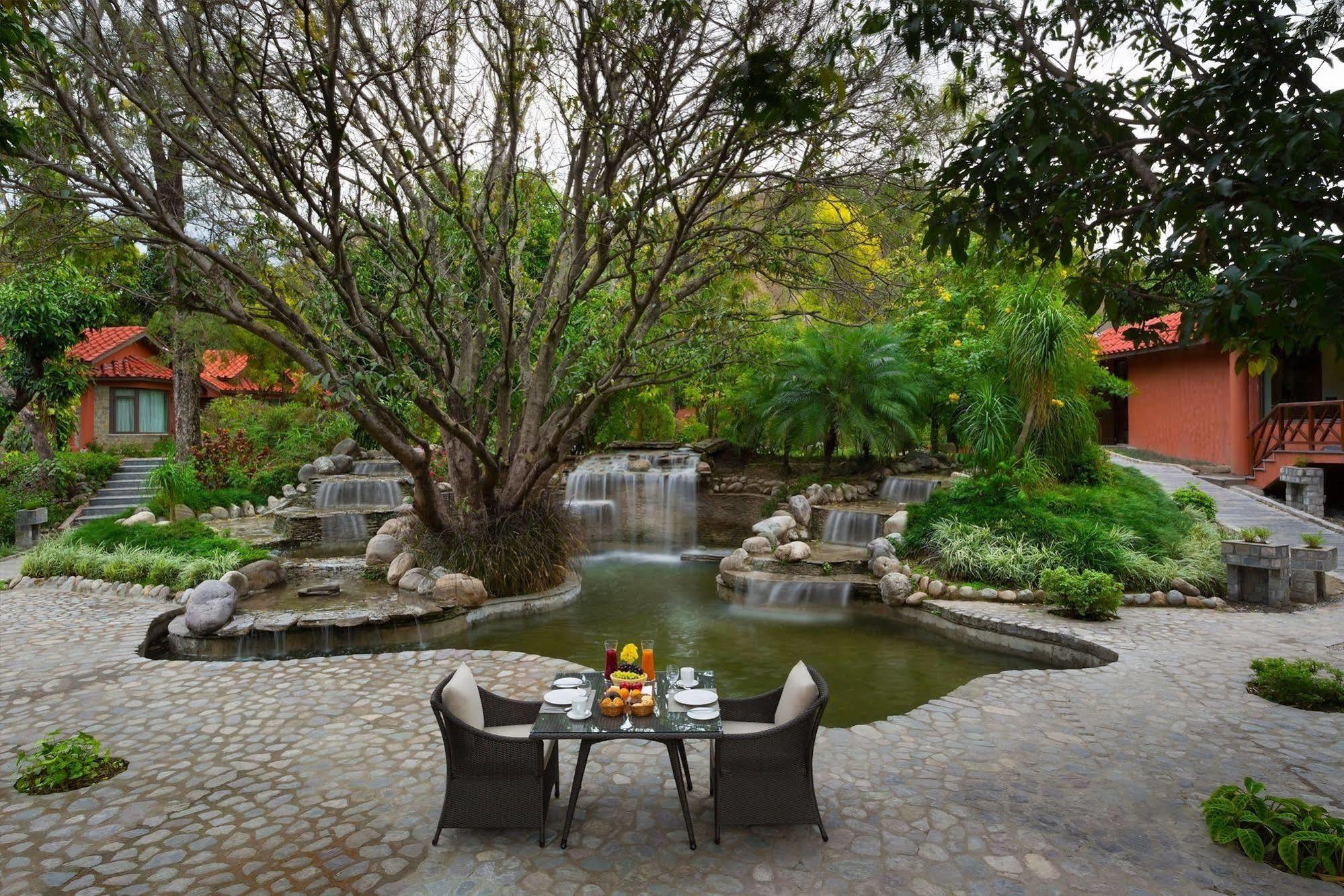 Taj Corbett Resort And Spa Uttarakhand Rāmnagar Exterior foto